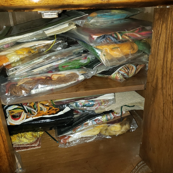 Needlepoint , crossstitching kits